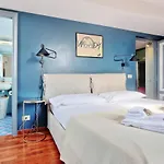 Spanish Steps Apartment With Terrace