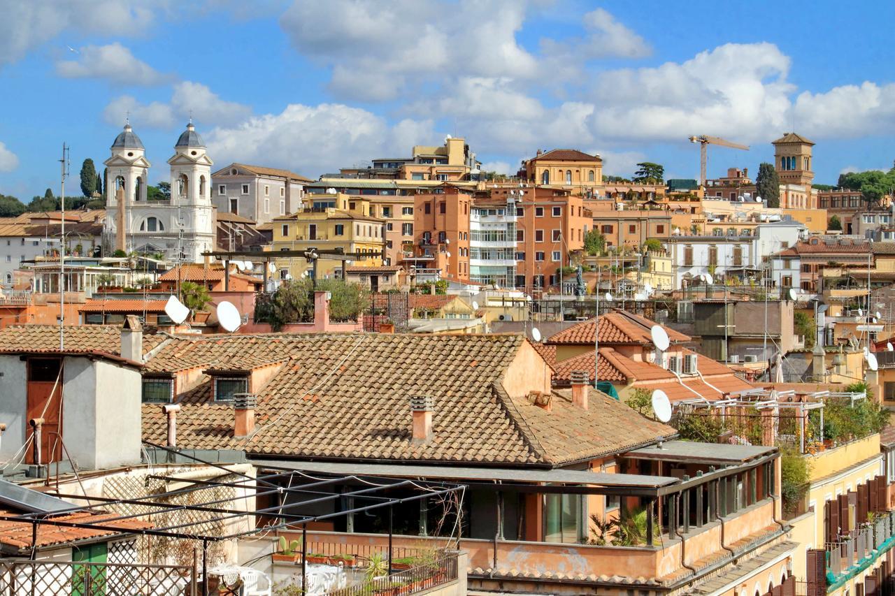 Spanish Steps With Terrace Apartment *